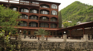 Отдых в Новом Афоне (Абхазия) на поезде, автобусе, самолете