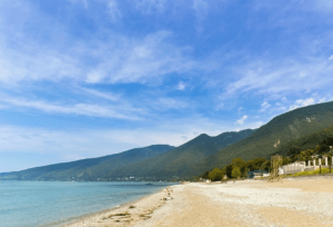 Отдых в Абхазии на поезде ,автобусе и самолете