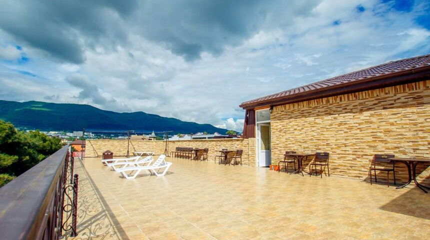 Отель Голден Кидс шикарный вид.jpg