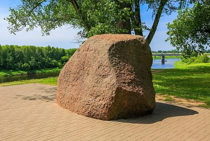 Борисов камень , Полоцк.png
