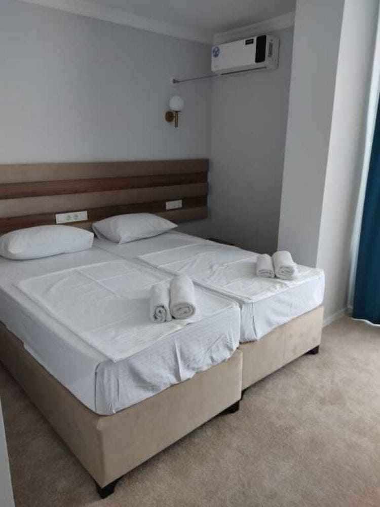 Royal Palace в Кобулети общий вид.jpeg