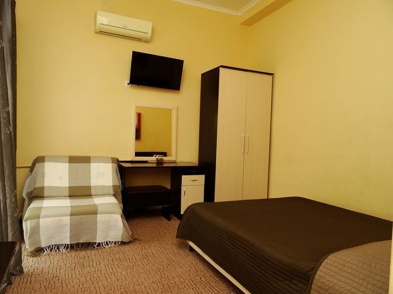 Гостевой дом Валентина в Геленджике - сбоку номер.jpg Гостевой дом Валентина в Геленджике - сбоку номер.jpg