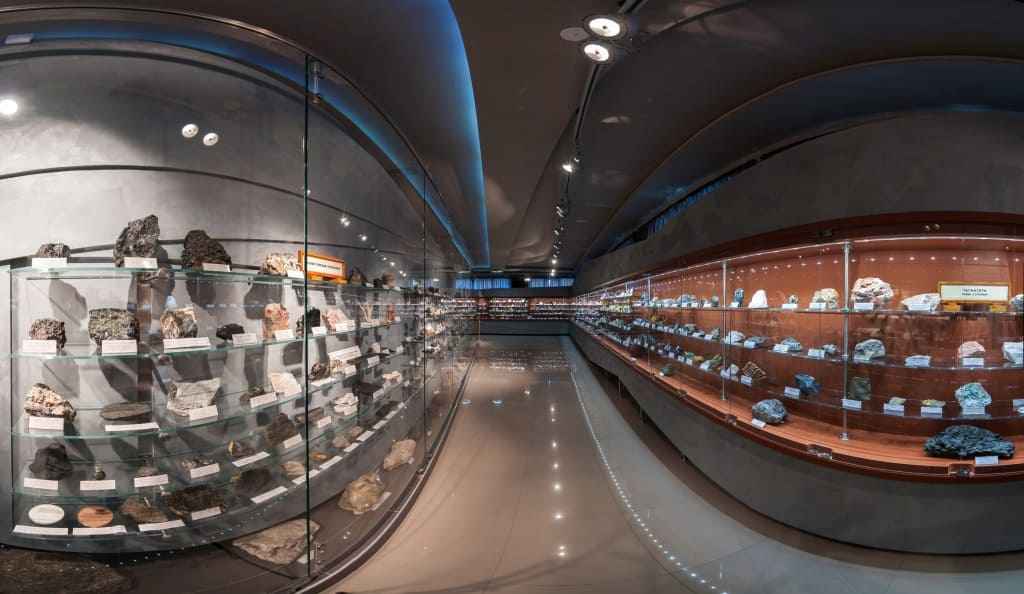 музейно-выставочный центр апатит.jpg