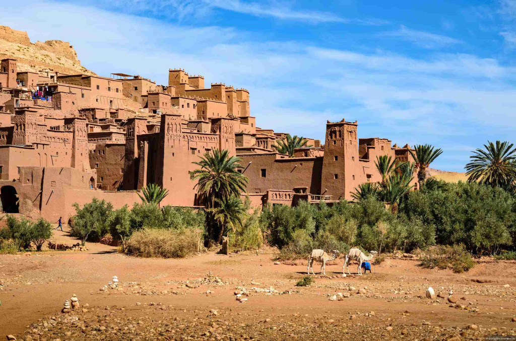 Аит-Бен-Хадду – город-сказка из песка.jpg