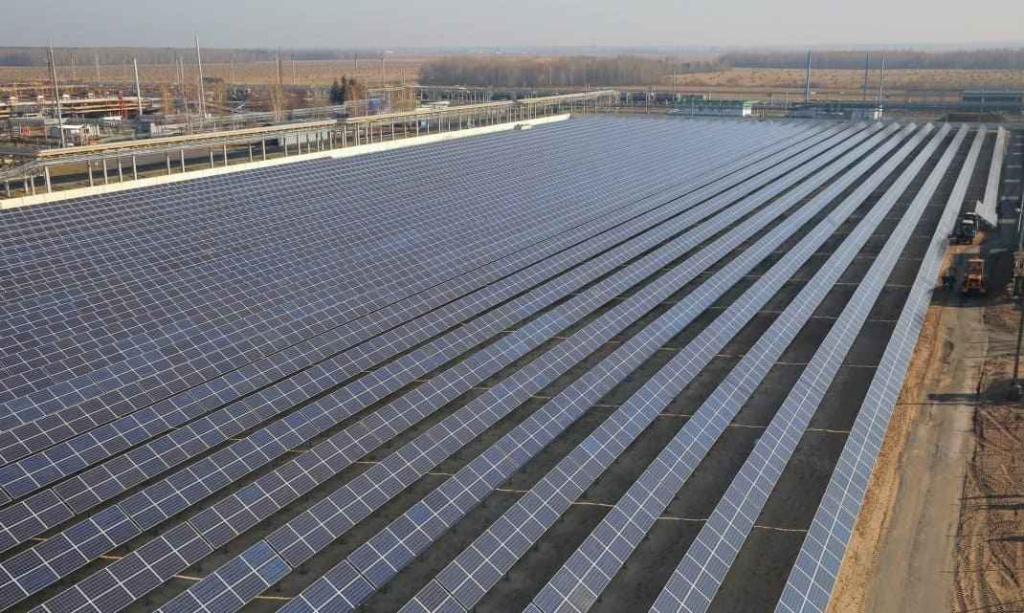 Речицкая фотоэлектростанция беларусь.jpg