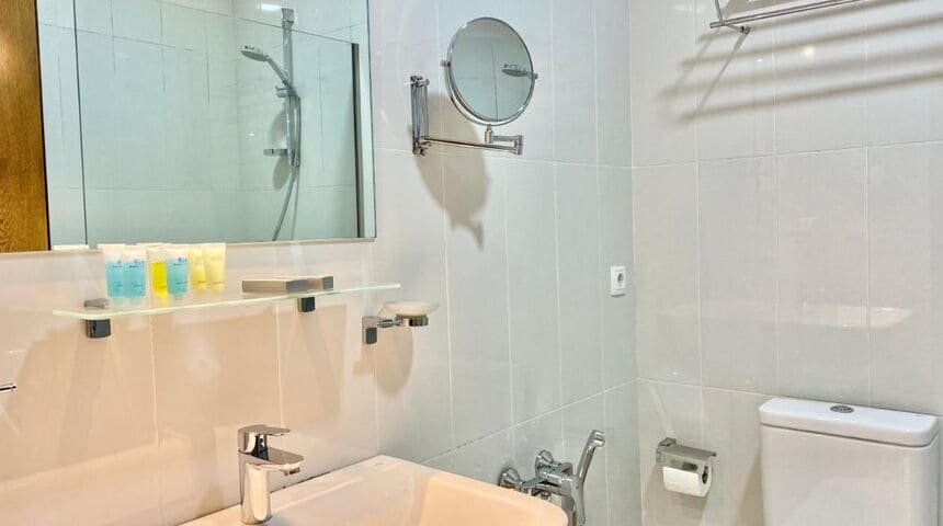 Boutique Hotel O. Galogre в Батуми , санузел.jpg