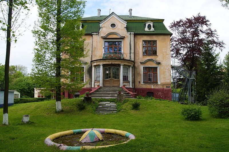 7.3. район старых немецких вилл Амалиенау.jpg