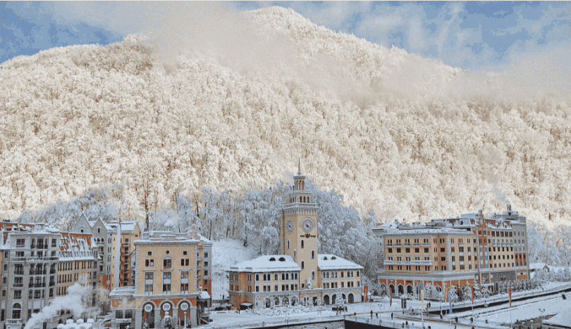 Красная полня, заснеженные деревья сзади.png Красная полня, заснеженные деревья сзади.png