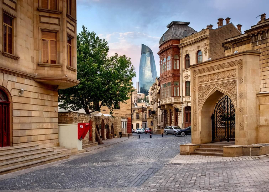 Ичеришехер ,Старинный город, Баку.jpg