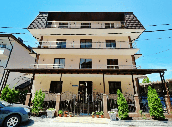 Гостевой дом Achilles Palace.png