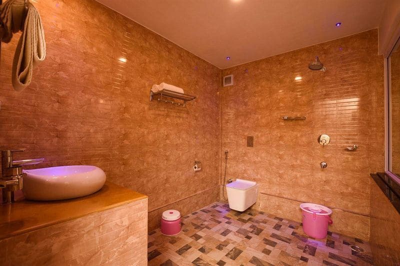Royal Boomerang Resort-санузел.jpeg Royal Boomerang Resort-санузел.jpeg