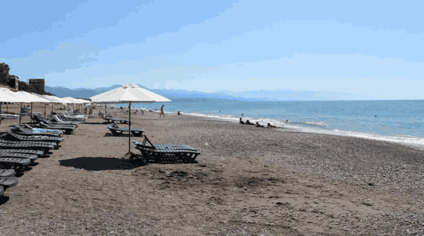 Отель National Грузия пляж шезлонги на пляже.png Отель National Грузия пляж шезлонги на пляже.png