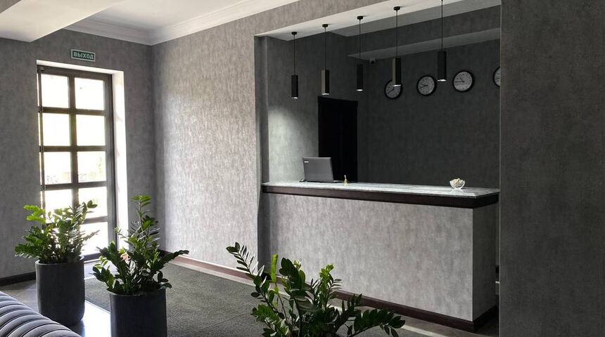 Отель Lоft Hotel в Новом Афоне администрация.jpg