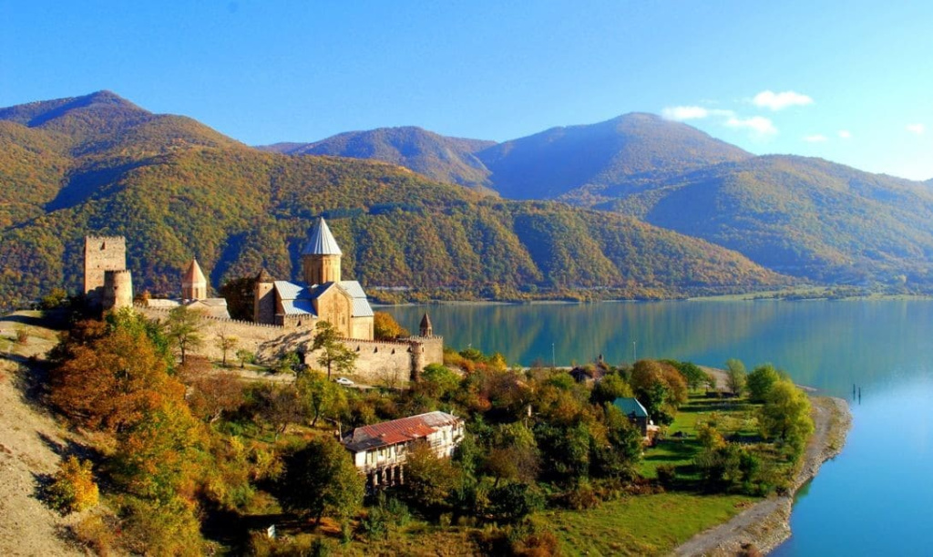 Крепость Ананури, Грузия.jpeg Крепость Ананури, Грузия.jpeg