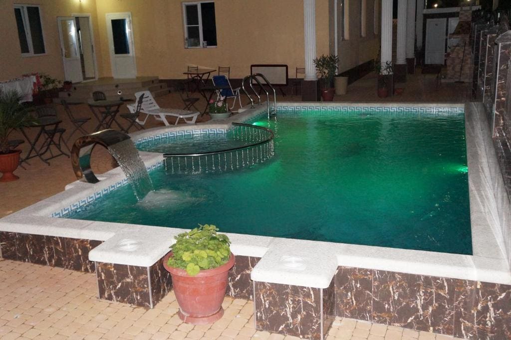 бассейн вечер.jpg бассейн вечер.jpg