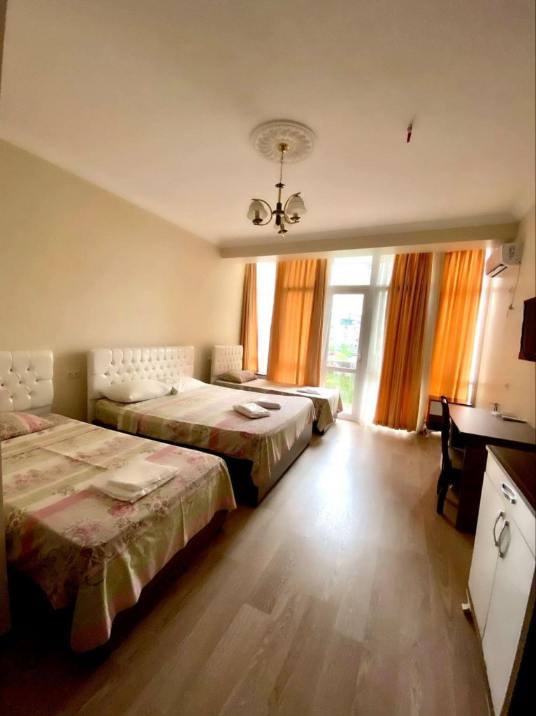 Отель Евразия, Батуми вид на комнату.jpg