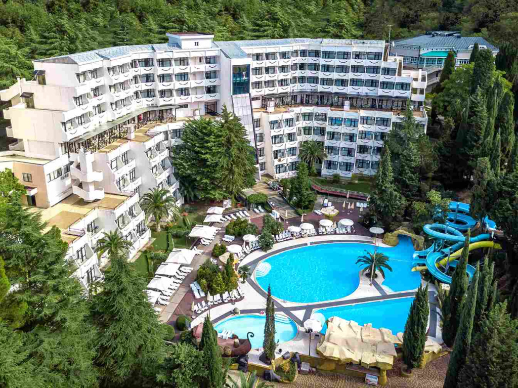 Санаторий Заполярье, Сочи.jpg