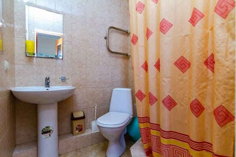 Гостевой дом у моря, Джемете- санузел.jpg