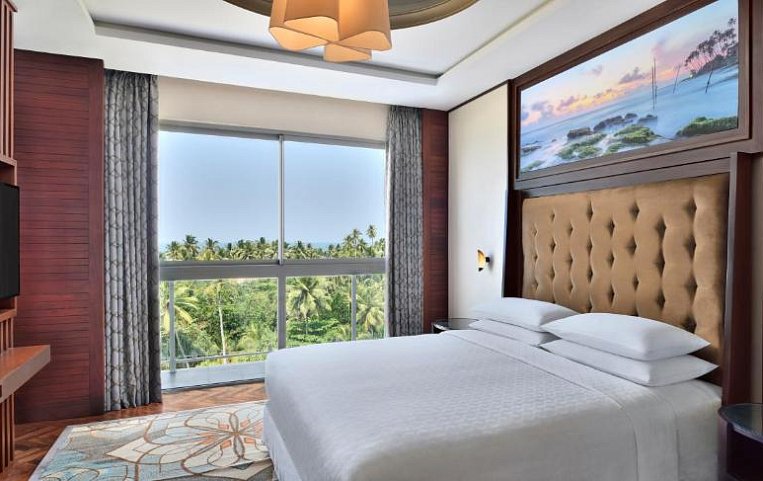 Sheraton Kosgoda Turtle Beach Resort 5 из номера в сторону отеля.jpg