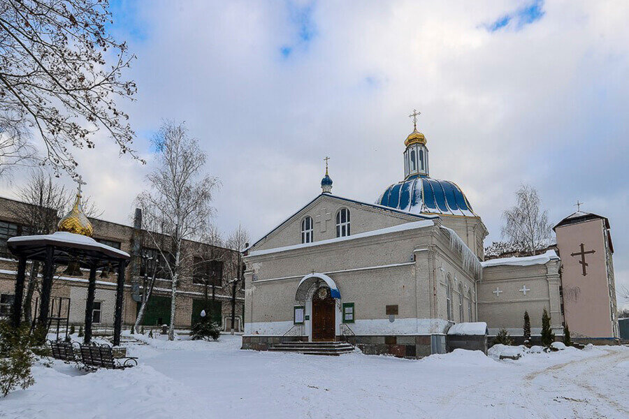 Свято-троицкий марков монастырь.jpg
