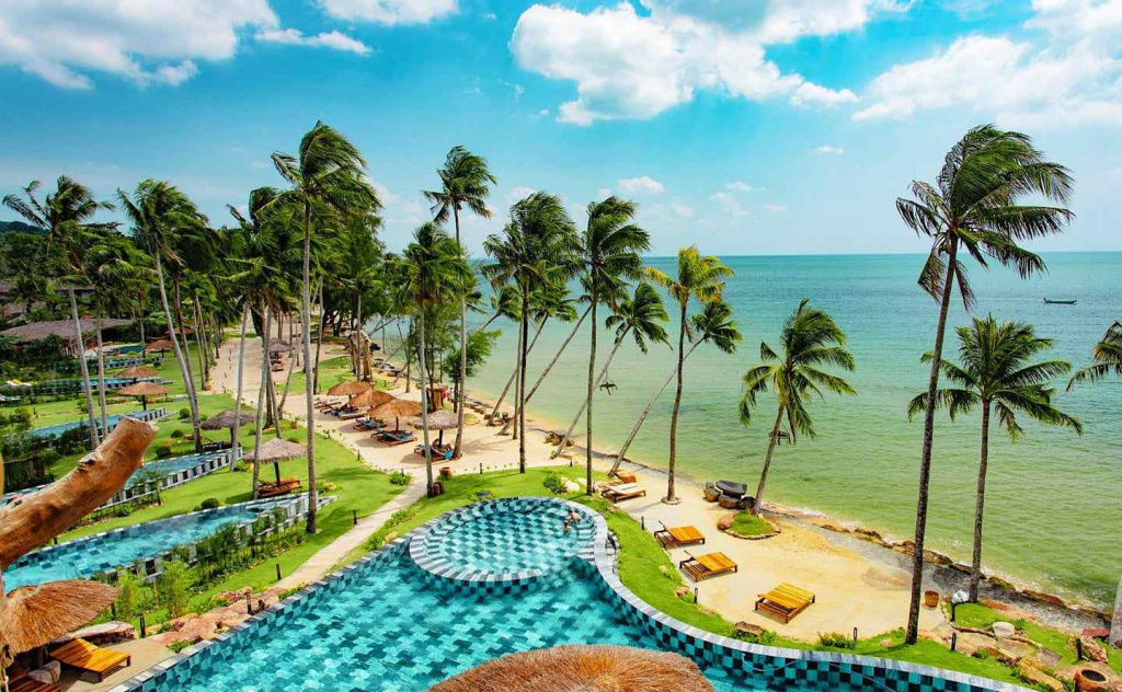 Ocean Bay Resort & Spa Phu Quoc 5 вид сверху.jpeg