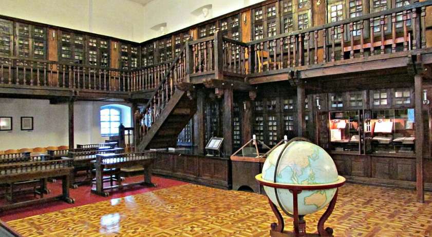 Полоцк музей книгопечатанья.png