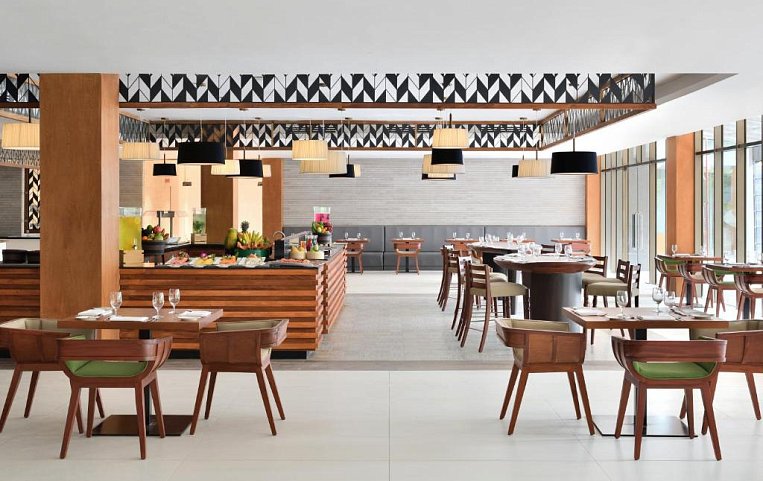 Sheraton Kosgoda Turtle Beach Resort 5 ресторан фронтальный вид.jpg