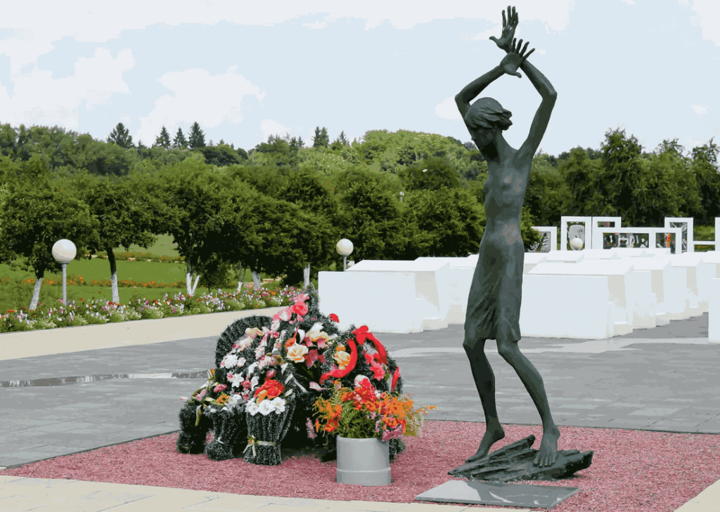 Мемориал Красный берег.png