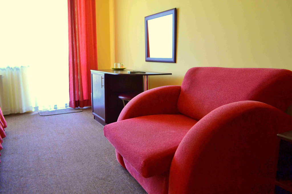 Гостевой дом София на Медовой кресло_2.jpg