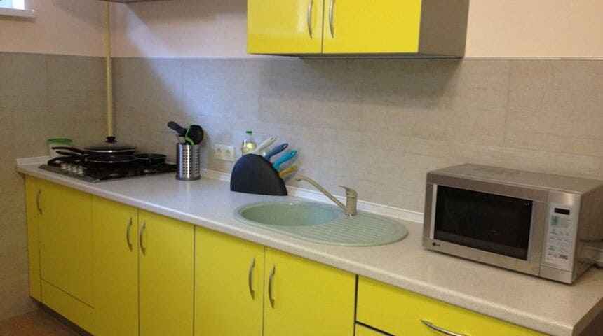 Гостевой дом Тельмана 23 в Геленджике - кухня.jpg