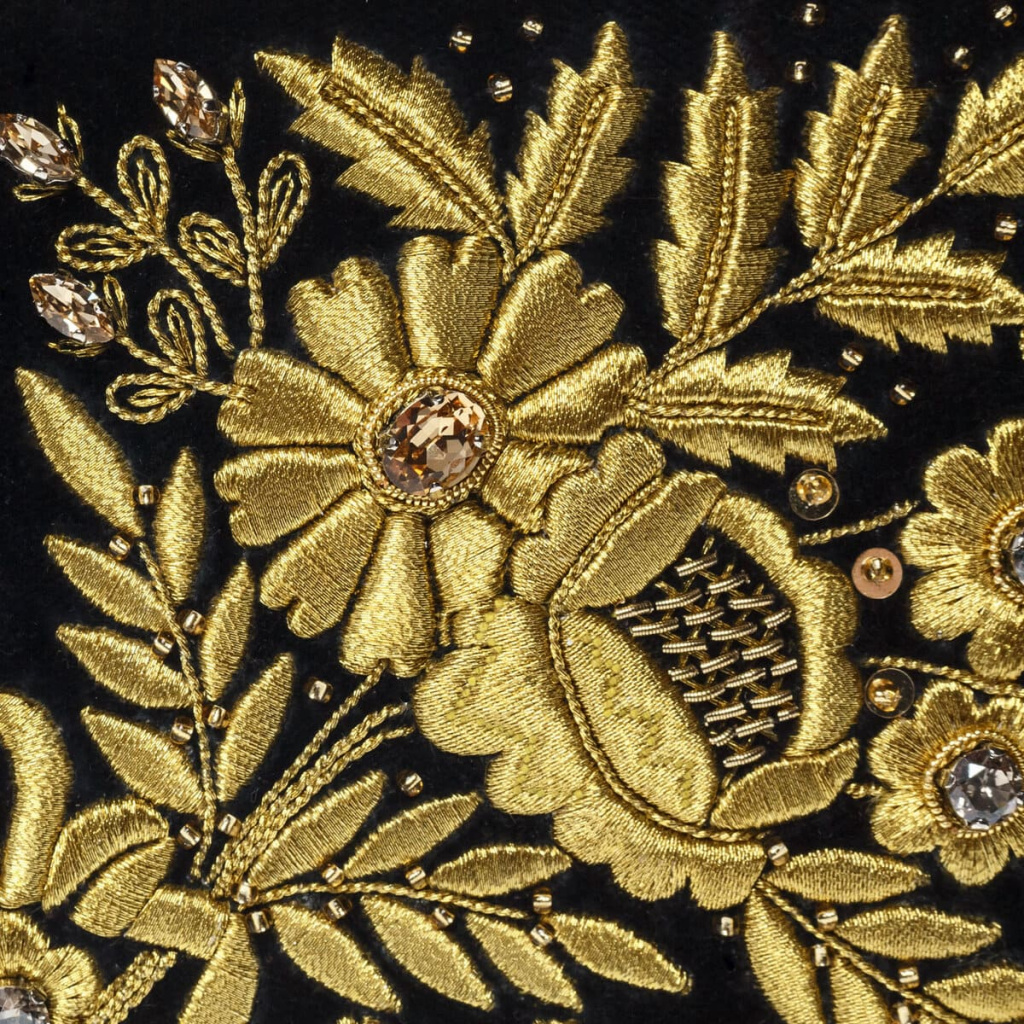 музей Золотого шитья -изделия.jpg