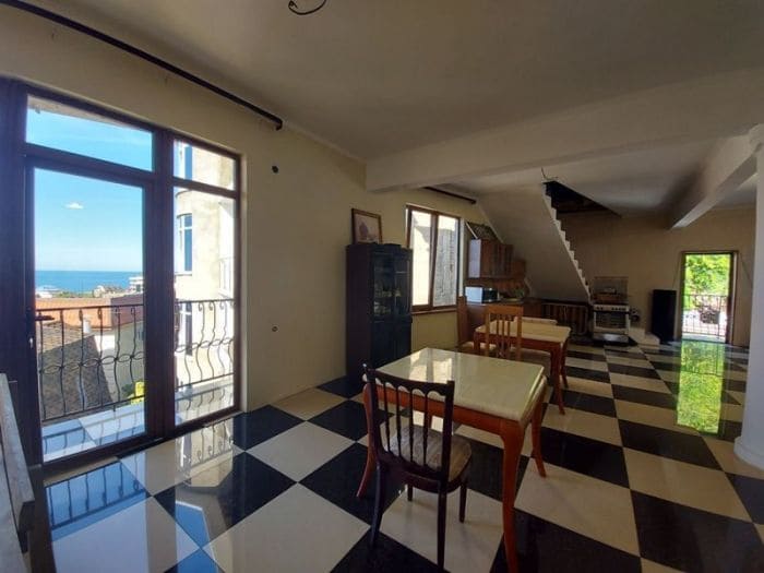 Отель София, вид на ресепшен.jpg Отель София, вид на ресепшен.jpg