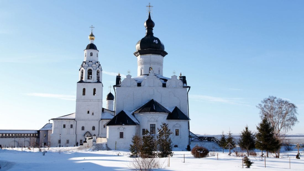 Собор Успения Пресвятой Богородицы, Свияжск зима.jpg