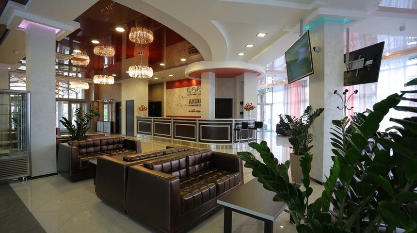 Гостиничный комплекс Любим.jpg