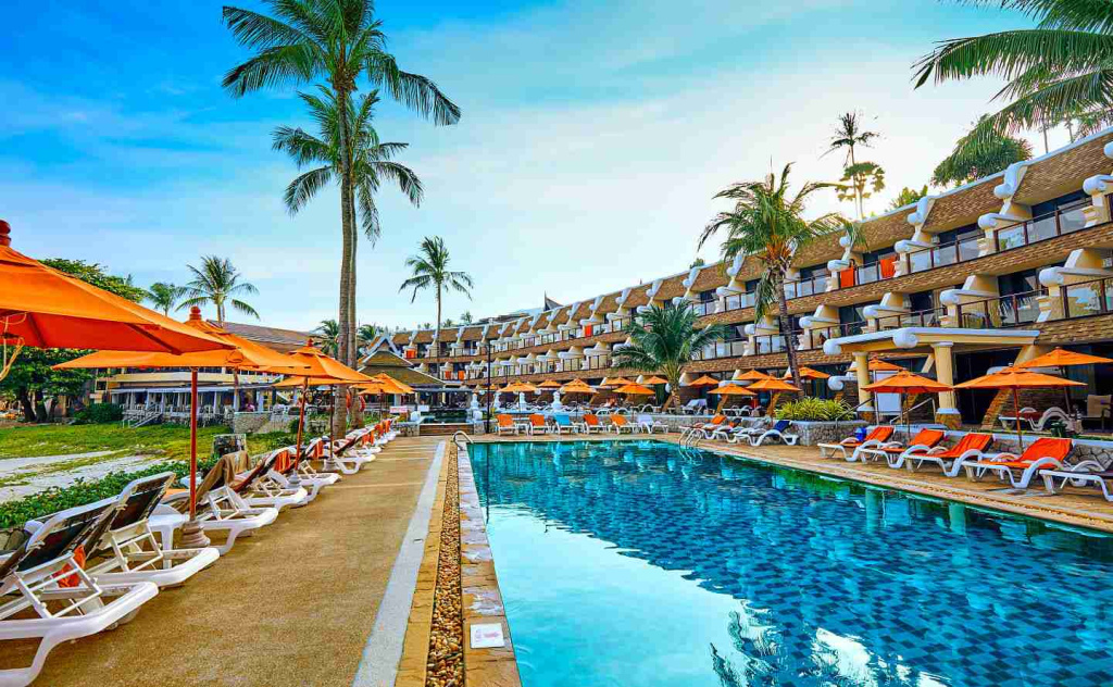 Отель Beyond Resort Karon 4 18+ с бассейном.jpg Отель Beyond Resort Karon 4 18+ с бассейном.jpg