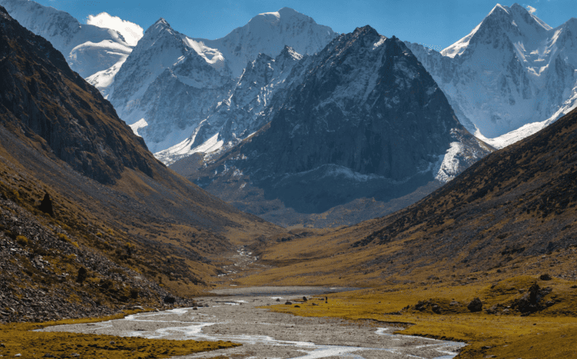 ущелье Ысык-Ата,общий вид.png