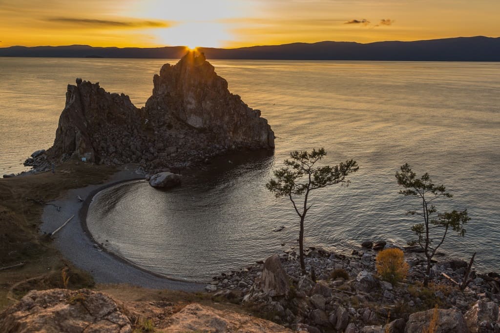 Остров Ольхон, вид сверху.jpg