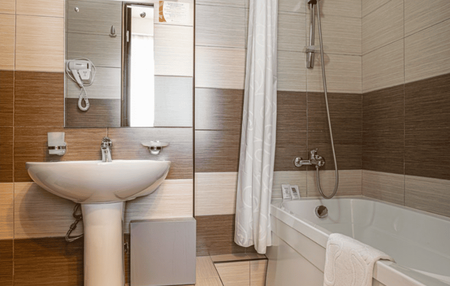 Гостиница Бархатные сезозоны- санузел.png