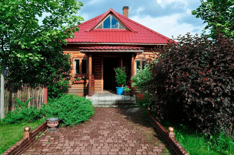 Белорусская этнографиеская деревня 19 века, домик.png