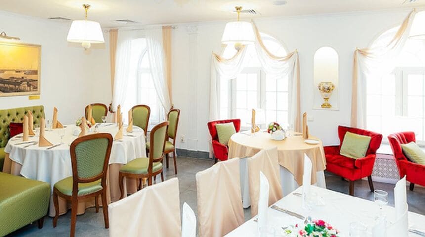 Гостиница Которосль, ресторан.jpg