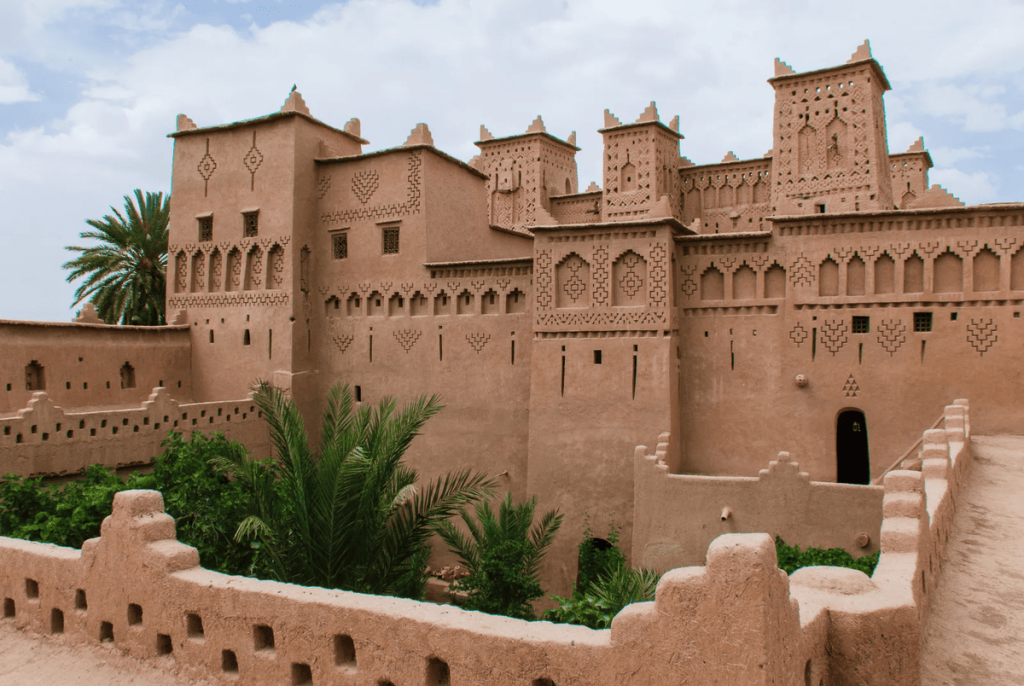 Касба Удайя – средневековая крепость с видом на океан.png