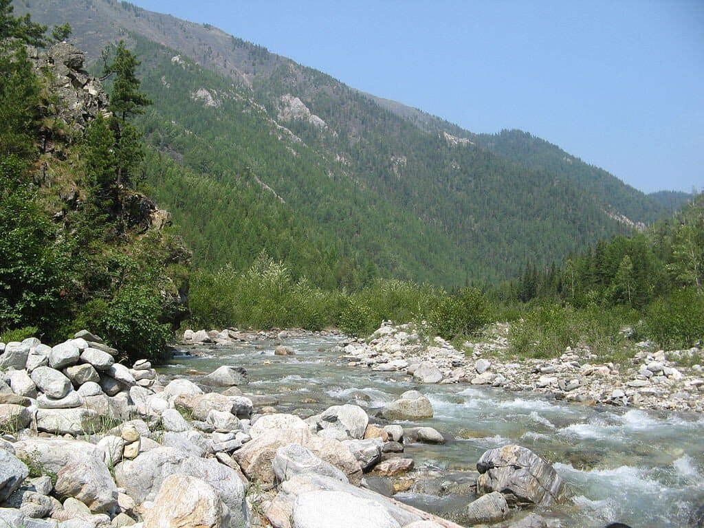 река Кынгырга, Байкал.jpg