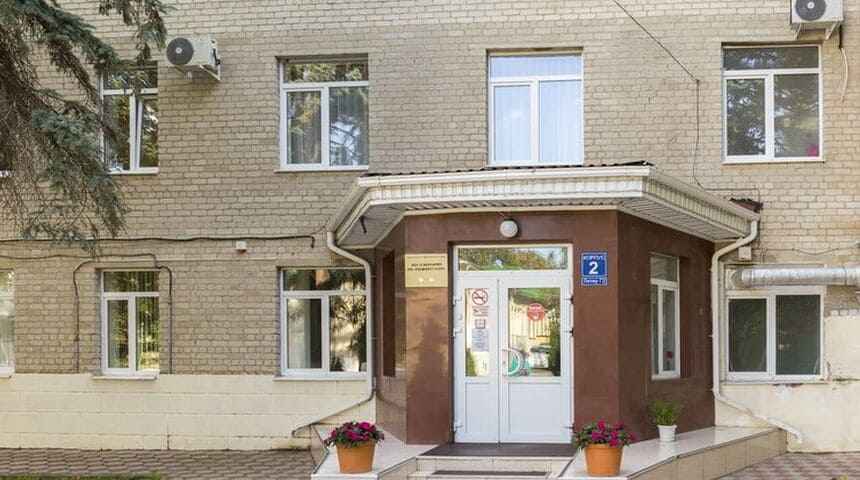 Санаторий имени Анджиевского, город Ессентуки- корпус 2.jpg