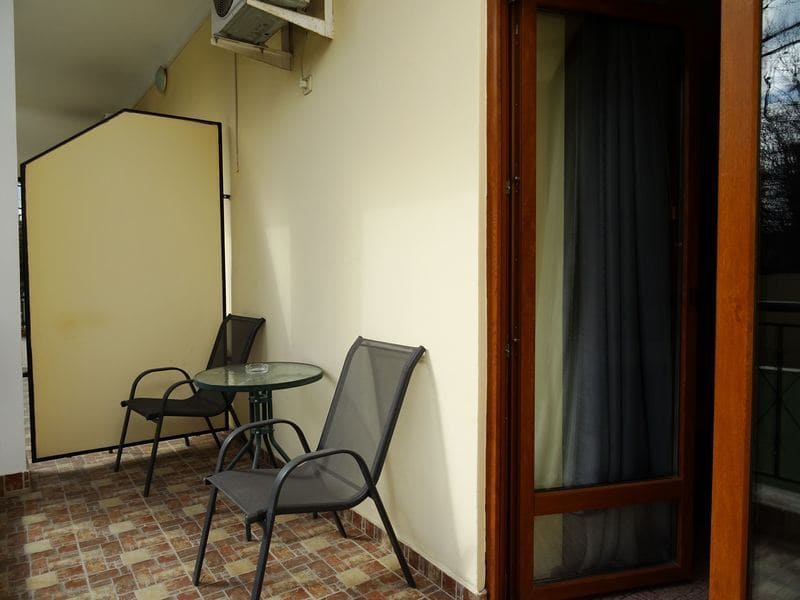 Гостевой дом Валентина в Геленджике - вид на балконе.jpg Гостевой дом Валентина в Геленджике - вид на балконе.jpg