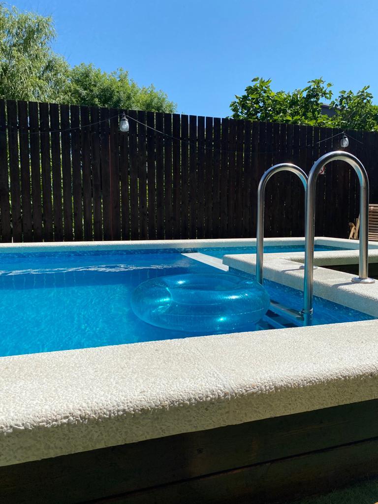 Гостевой дом Терраса-бассейн.jpg Гостевой дом Терраса-бассейн.jpg