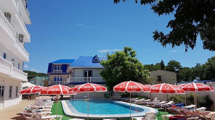 База отдыха Русалочка, Лермонтово-общий вид.jpg