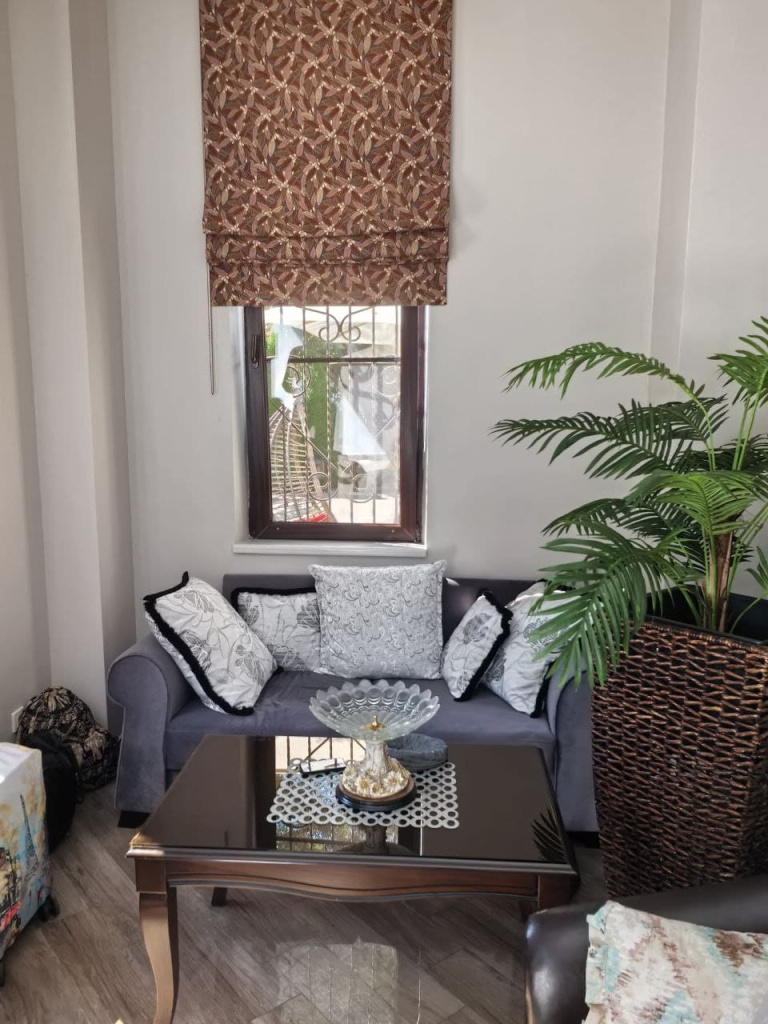 Гостевой дом Old Pitius холл.jpg