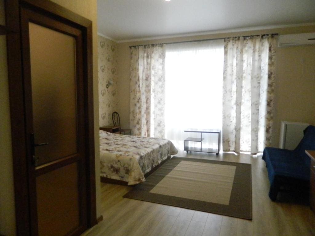 Гостевой дом Апельсин на Азовском море, номер на 2-их.jpg