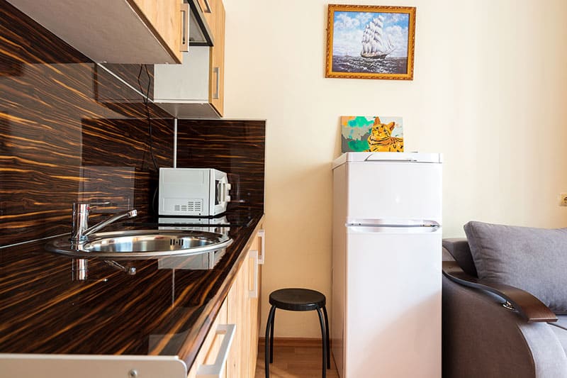 Гостевой дом Дубовая роща в Лермонтово кухня.jpg