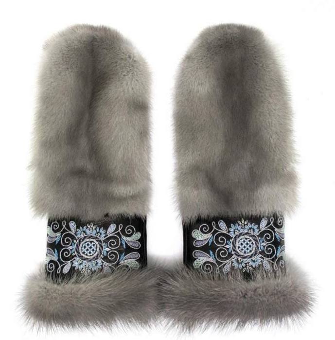 Рукавицы из оленьего меха, Камчатка.jpg